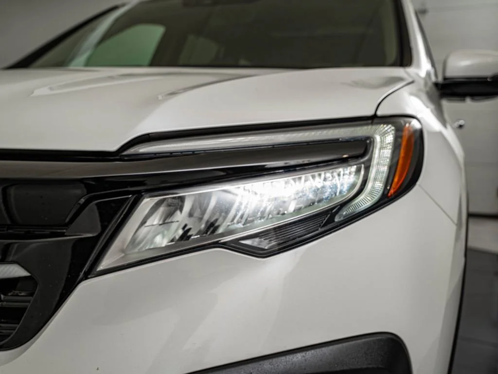 Used 2022 Platinum White Pearl Honda Elite image 13