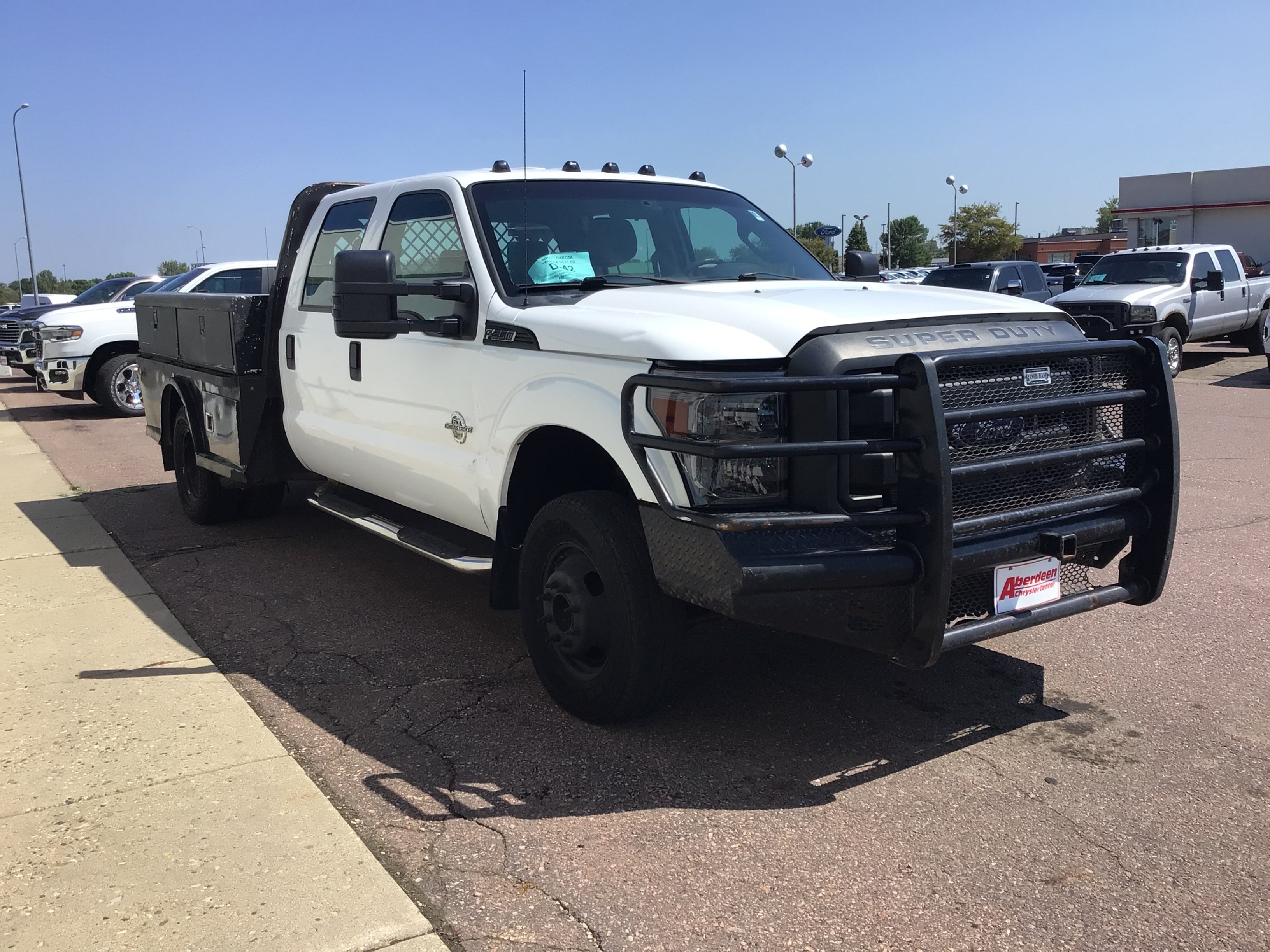 Used 2012 White Ford XL image 4
