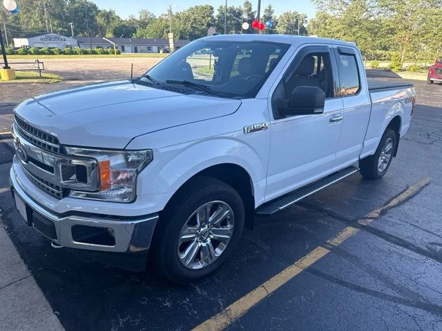 New 2018 White Ford XLT image 2