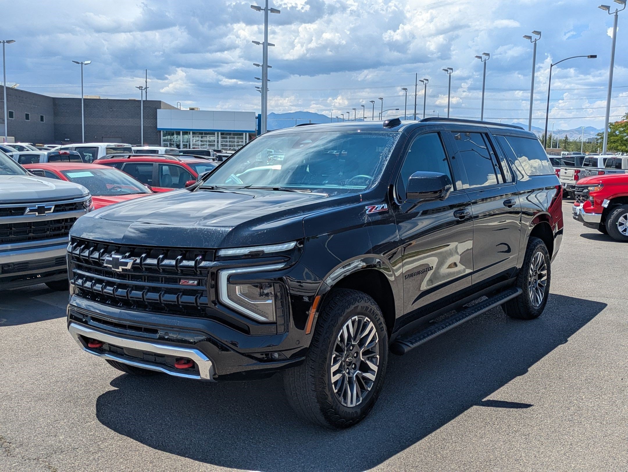 Used 2025 Black Chevrolet Z71 image 8