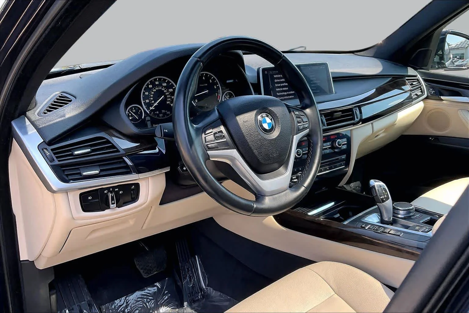 Used 2017 Imperial Blue Metallic BMW xDrive35i image 17