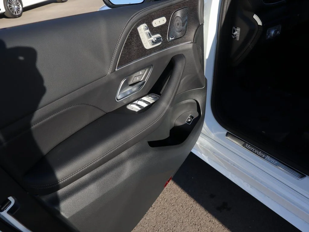 Certified Used 2026 MANUFAKTUR Moonlight White Metallic Mercedes-Benz GLE 350 image 24