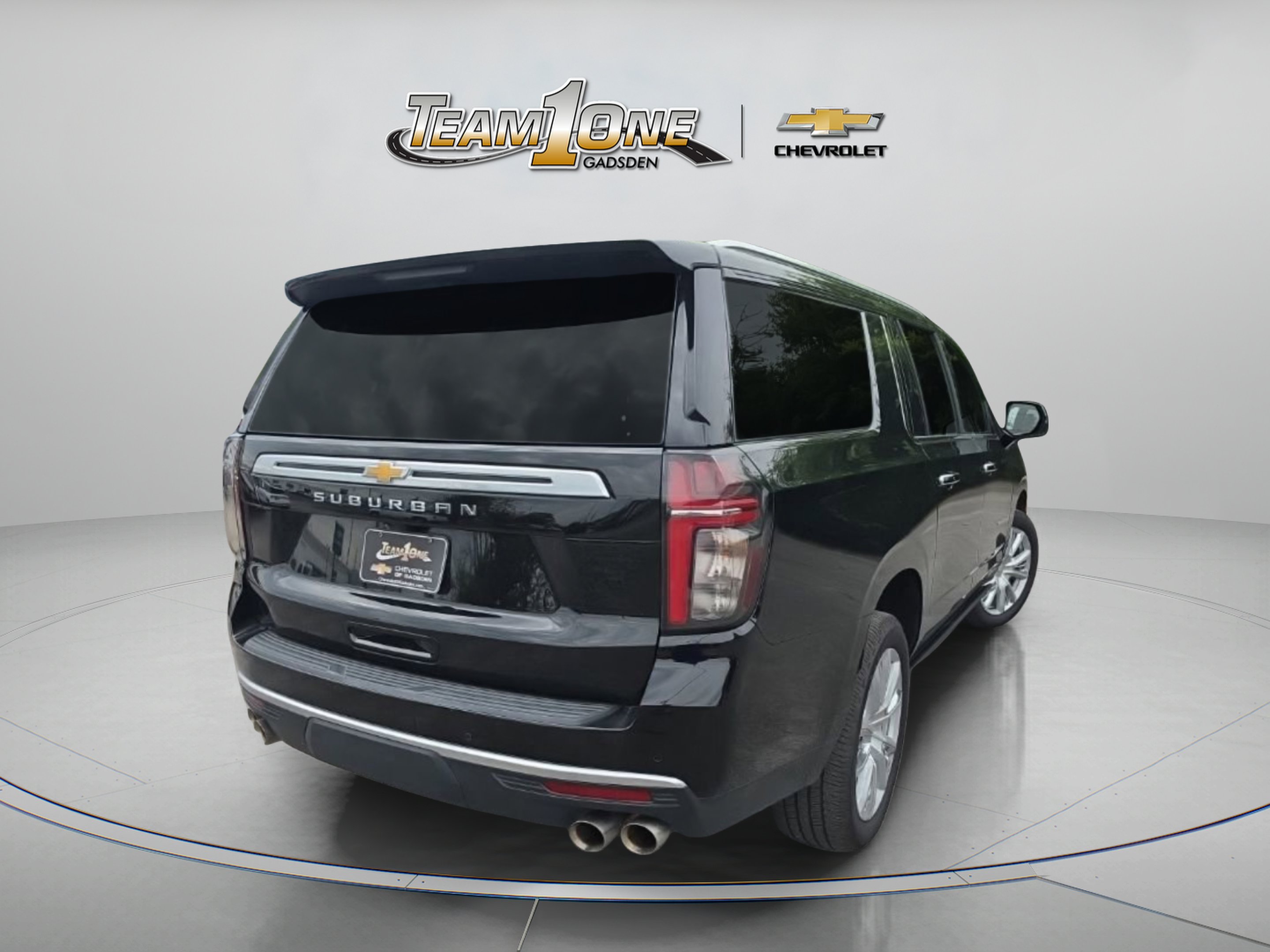 Used 2024 Black Chevrolet High Country image 7