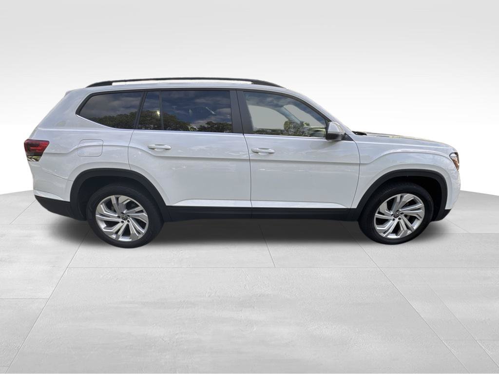 Used 2023  Volkswagen 2.0T SE w/Technology image 5