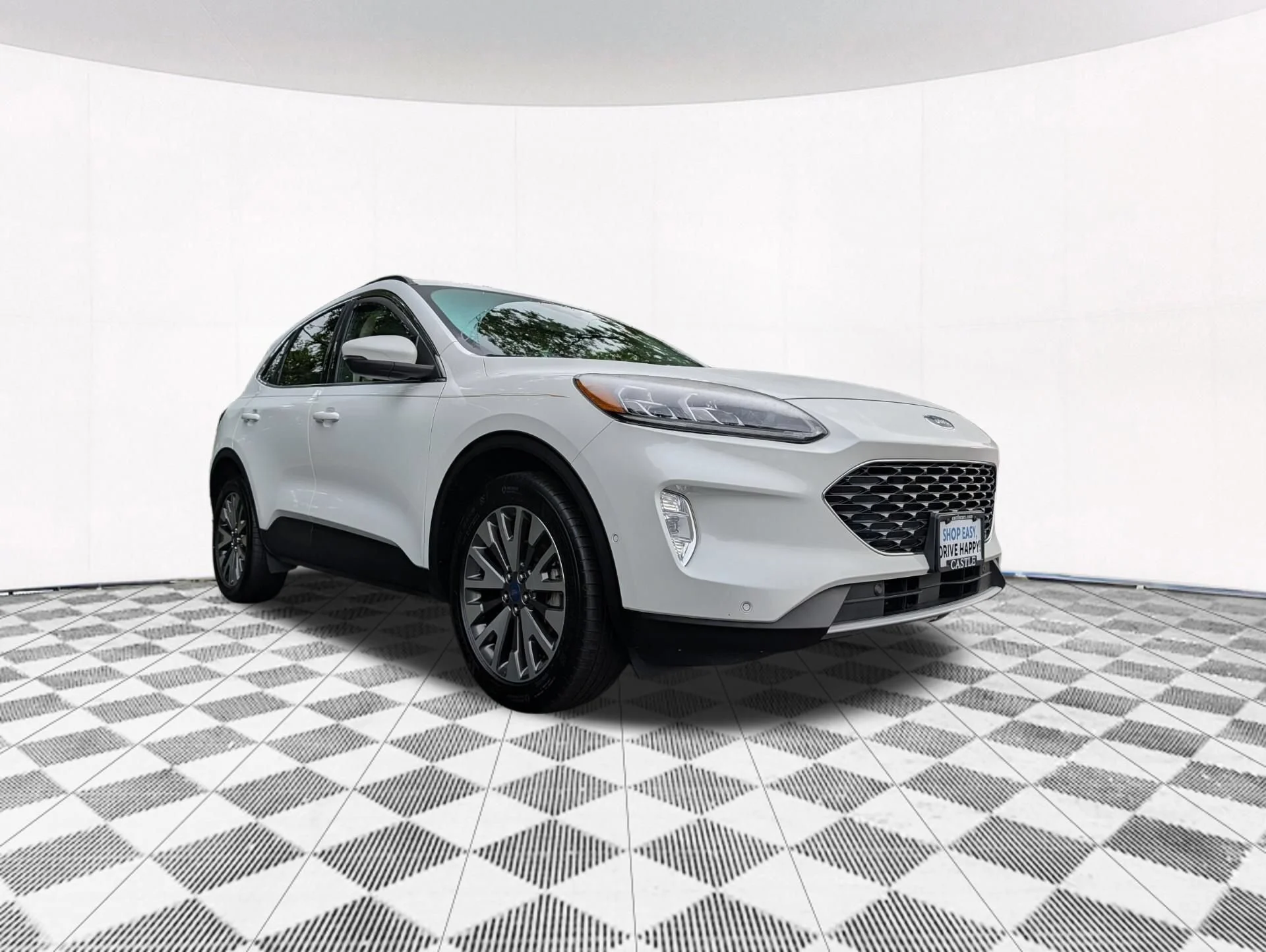 Used 2020 White Ford Titanium image 17