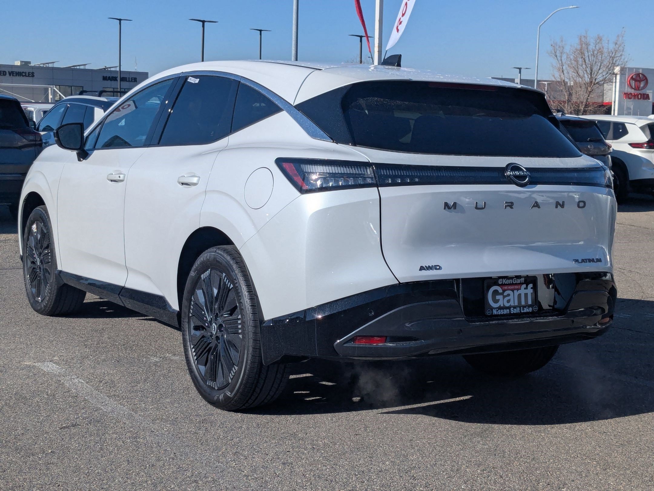 New 2026 Everest White Pearl Tricoat Nissan Platinum image 5