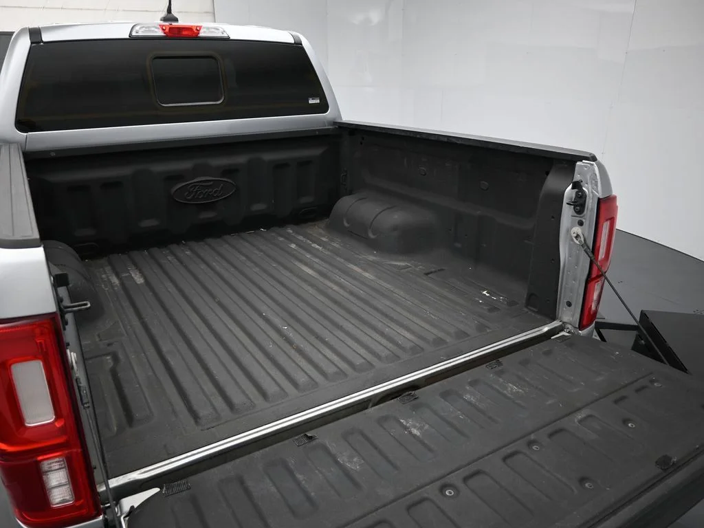Used 2022 Silver Ford XLT image 27