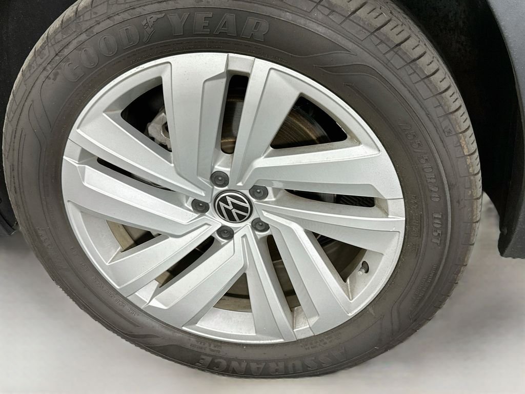 2022 Volkswagen Atlas Cross Sport SE w/Tech - Photo 31