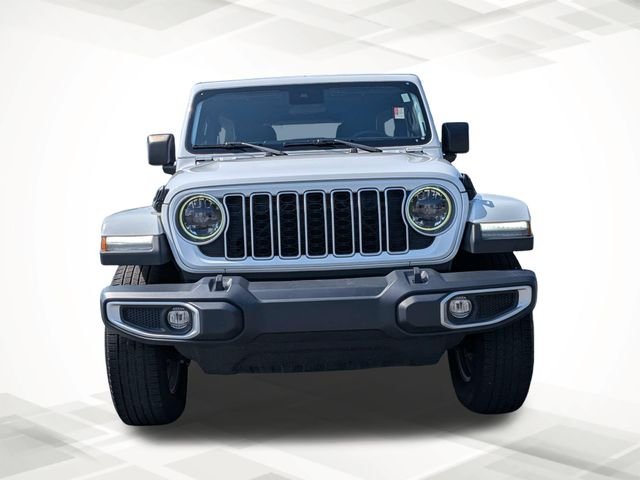 Used 2024 White Jeep Sahara image 8