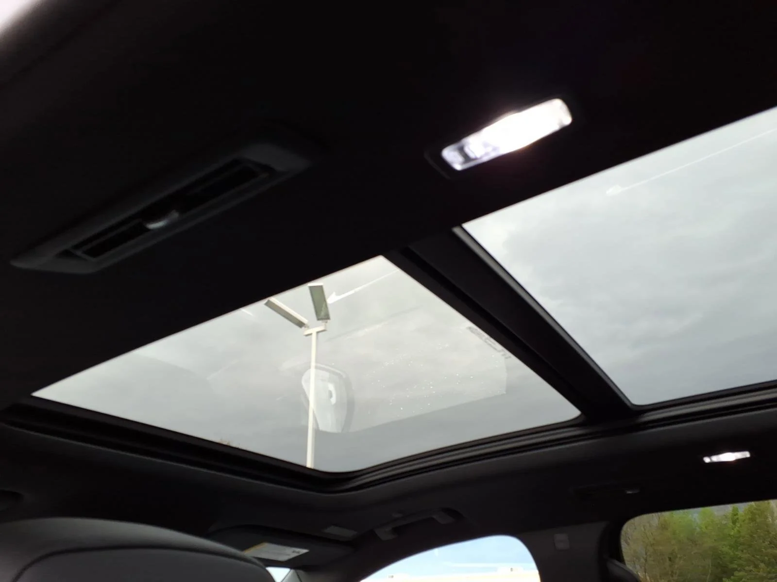 New 2026 Summit White Buick Sport Touring image 5