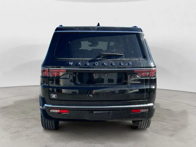 Certified Used 2024 Black Jeep Base image 5