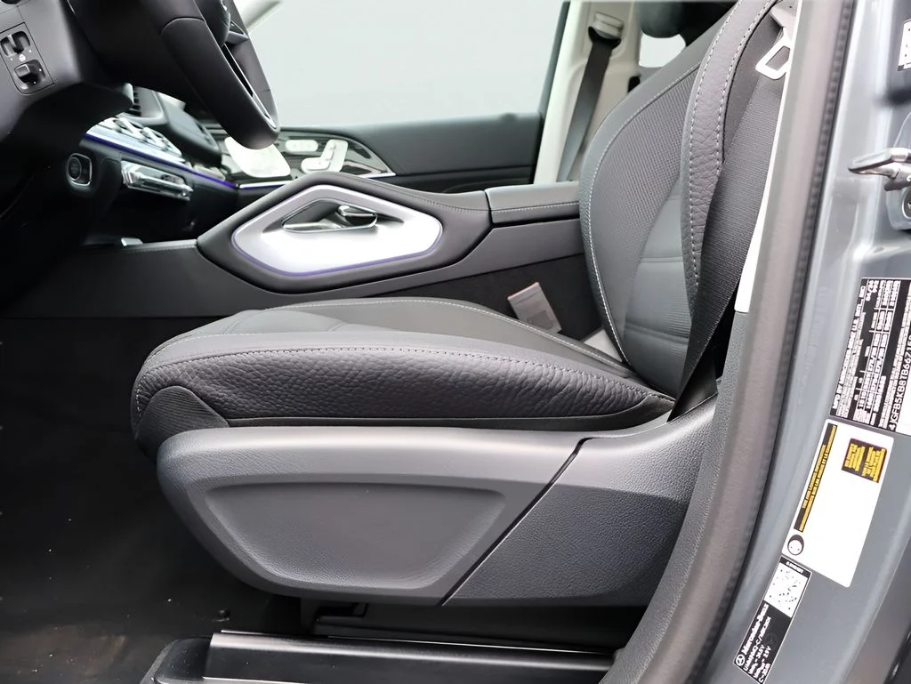 New 2026 Selenite Grey Metallic Mercedes-Benz GLE 450 image 37