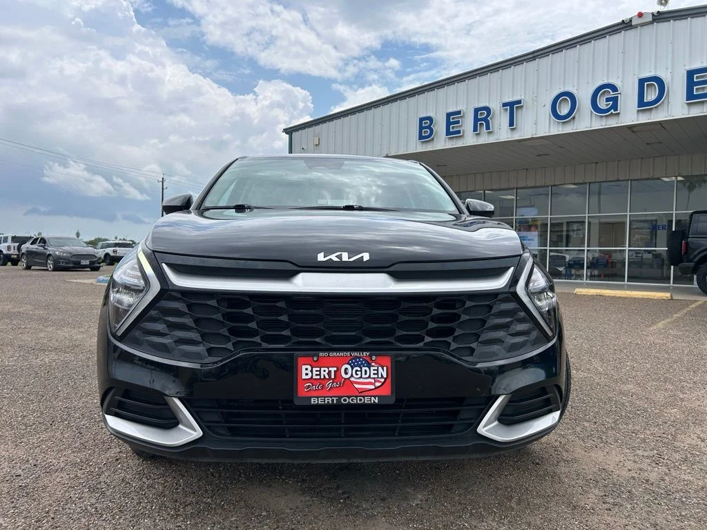 Used 2023 Kia Sportage LX with VIN KNDPU3AF6P7130454 for sale in Lyford, TX