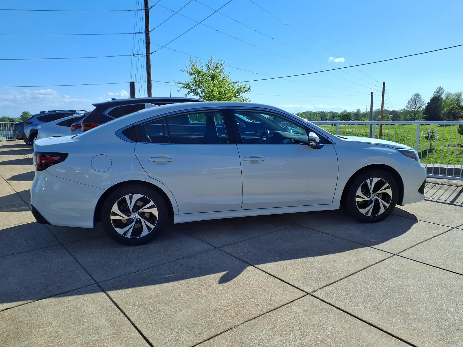 Used 2022 Crystal White Pearl Subaru Premium image 22