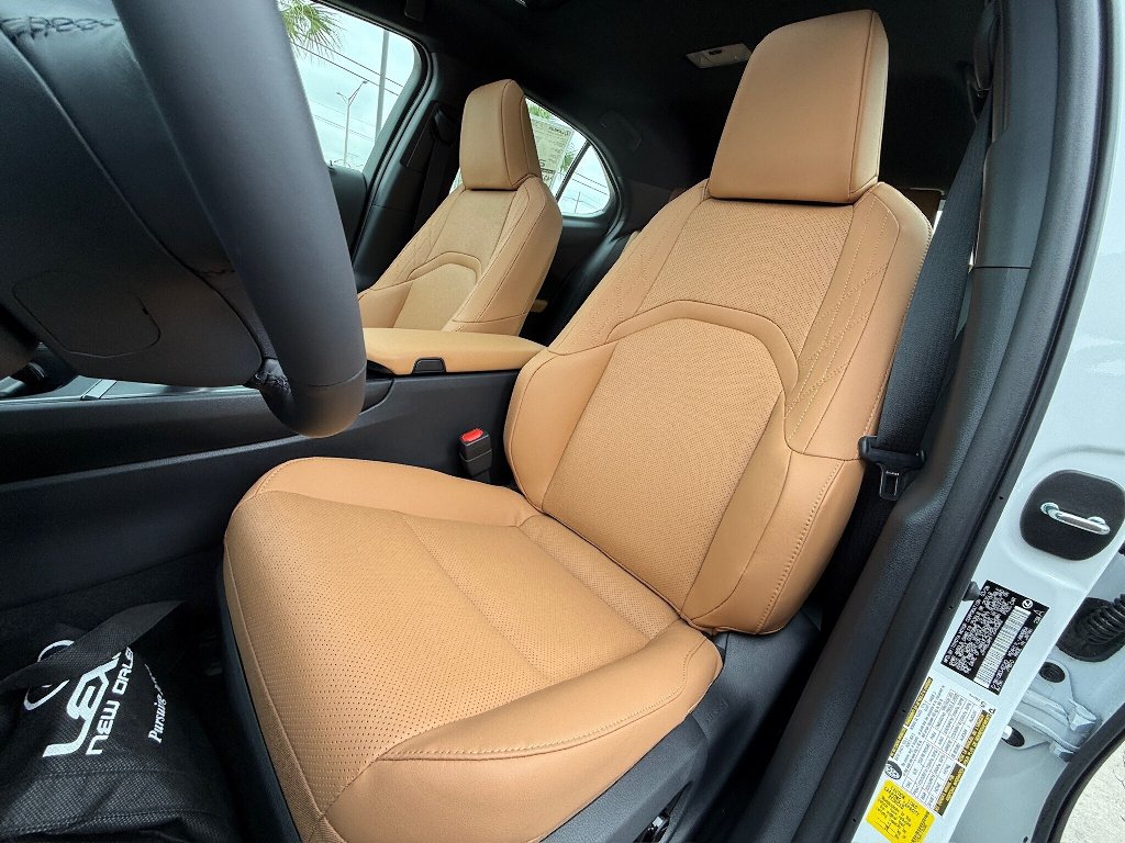 New 2026 Ultra White Lexus PREMIUM image 11