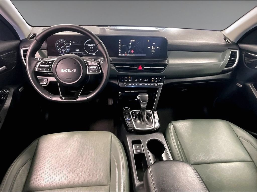 Used 2024 Black Kia SX image 21