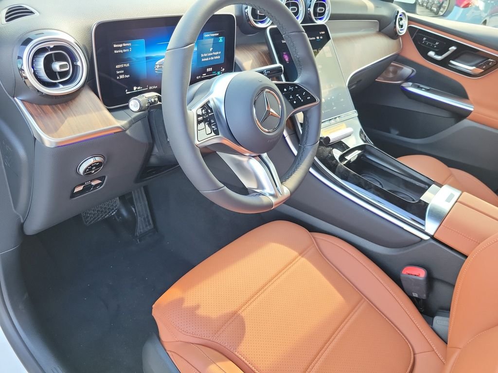 New 2027 Polar White Mercedes-Benz GLC 300 image 18
