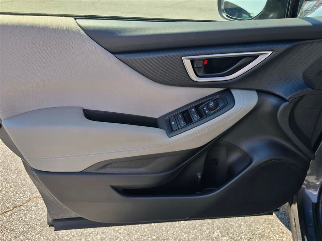 Used 2023 Gray Subaru Base image 9