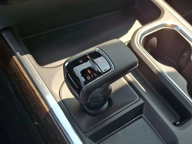 New 2026 Onyx Black GMC Elevation image 14