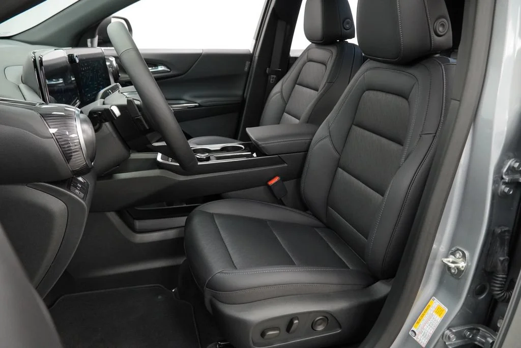 New 2027 Sterling Gray Metallic Chevrolet LT image 7