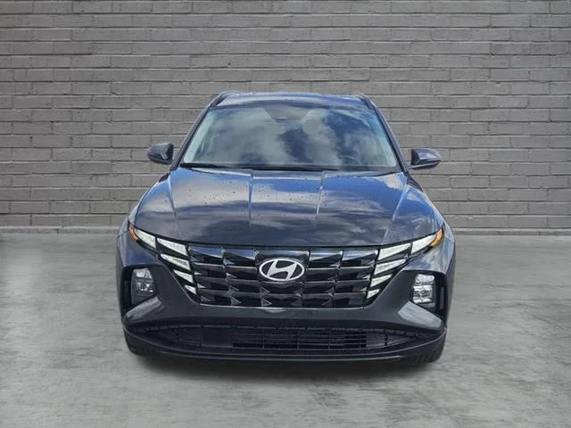 Used 2023 Gray Hyundai SEL image 8