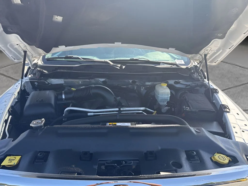 Used 2014 White Ram SLT image 24