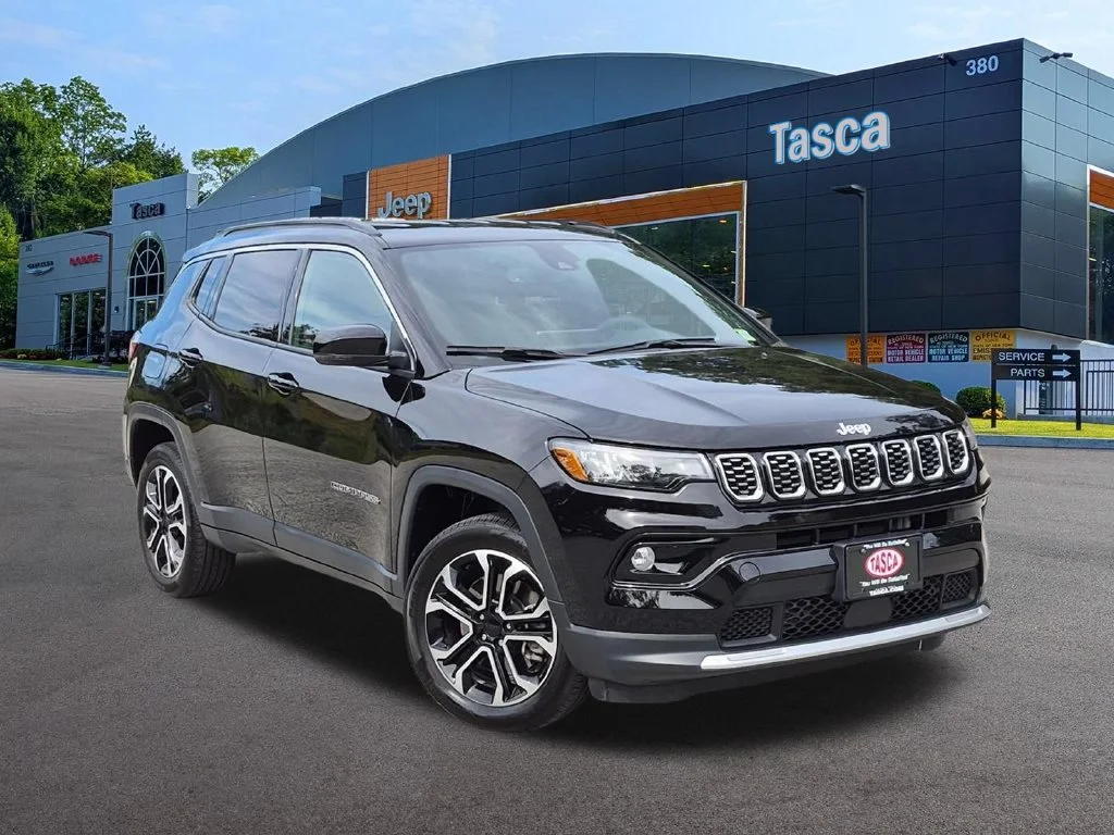 Used 2024 Black Jeep Limited image 1