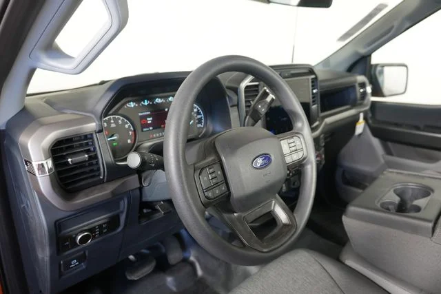 New 2026 Agate Black Metallic Ford XL image 23