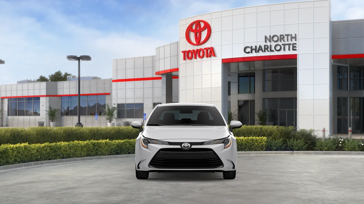 New 2026 Ice Cap Toyota LE image 39