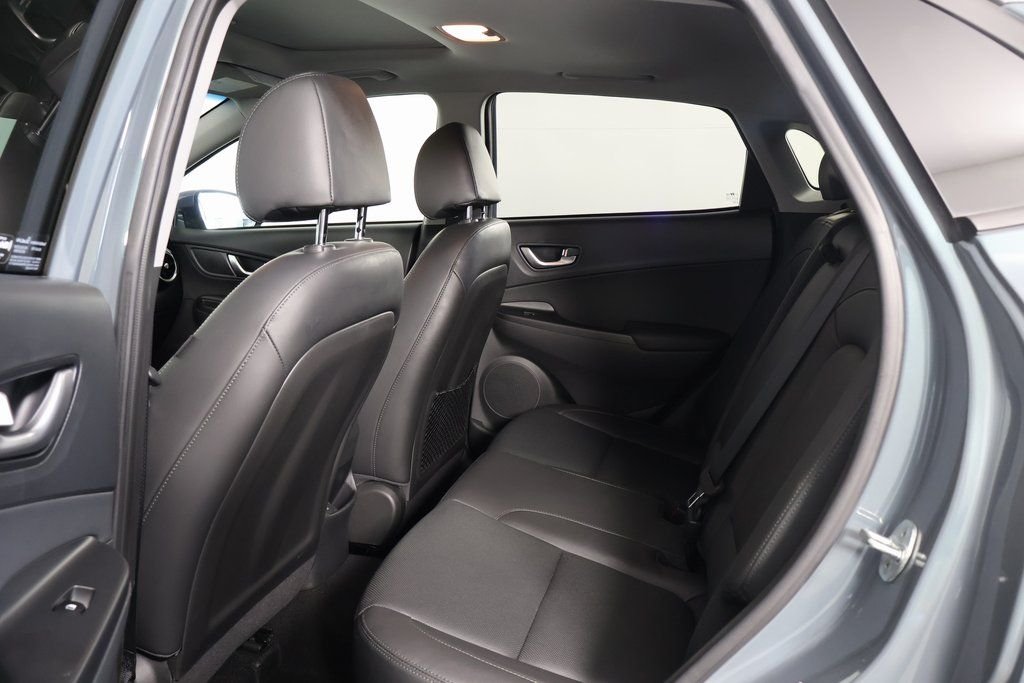 Used 2022 Cactus Hyundai Limited image 11