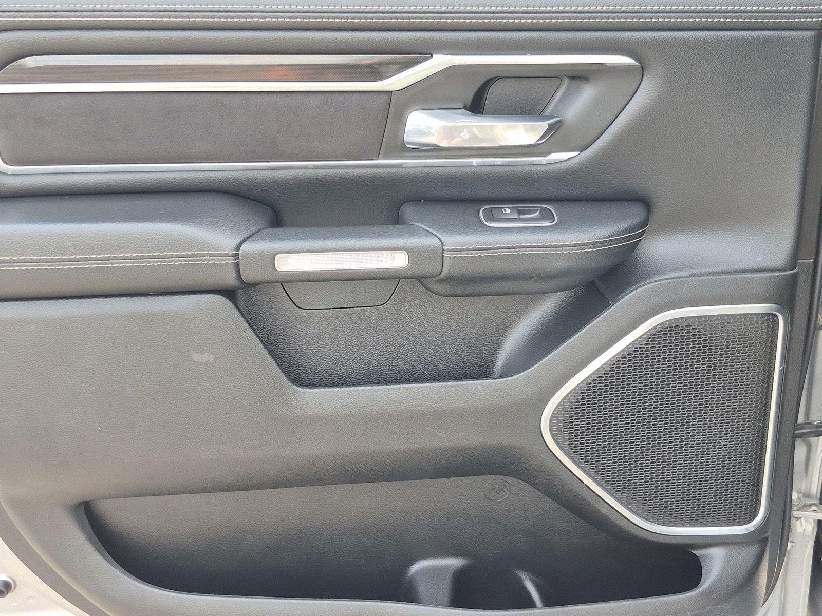 Used 2022 Billet Silver Metallic Clearcoat Ram Laramie image 32