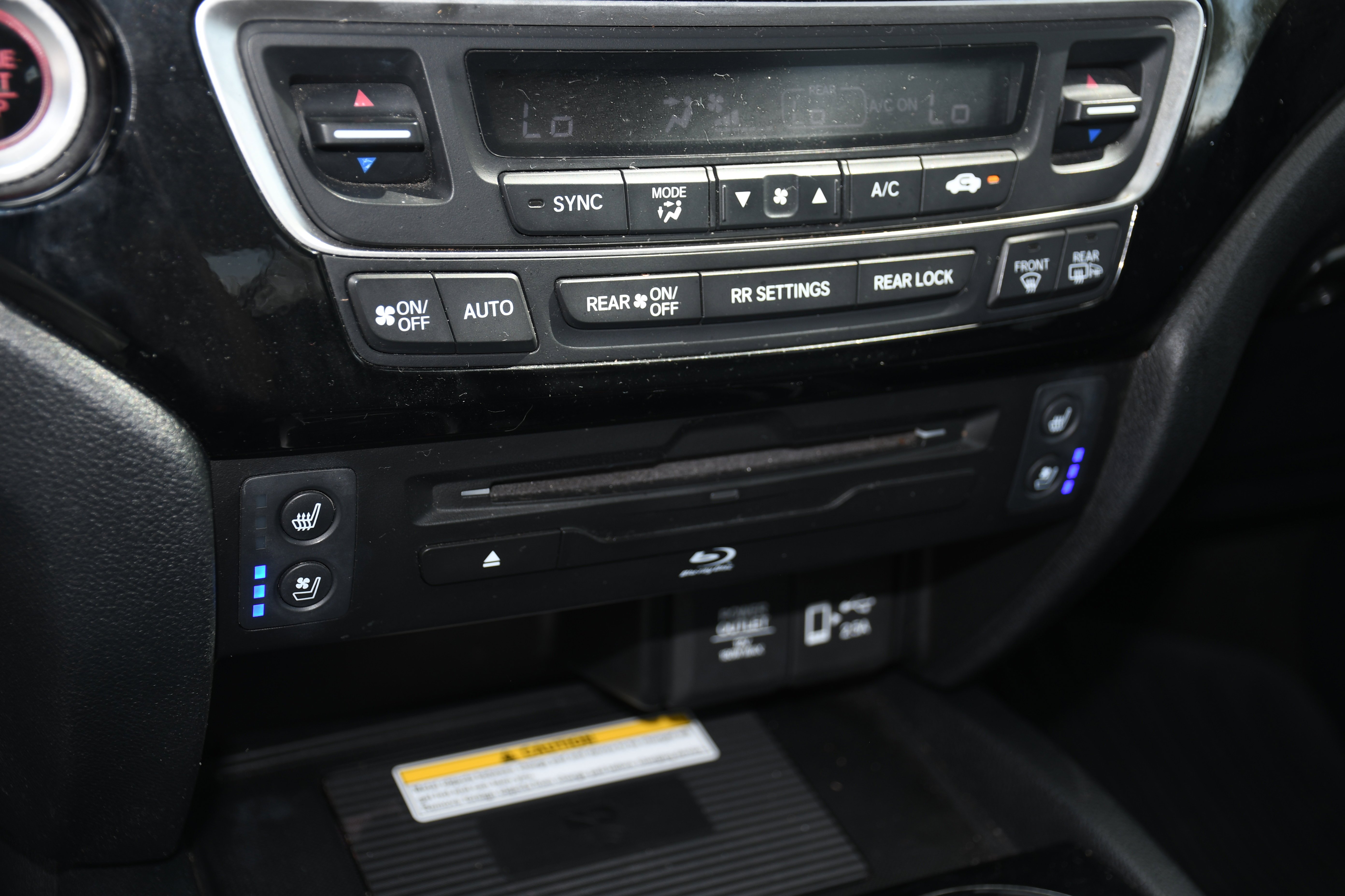2022 Honda Pilot Elite - Photo 16
