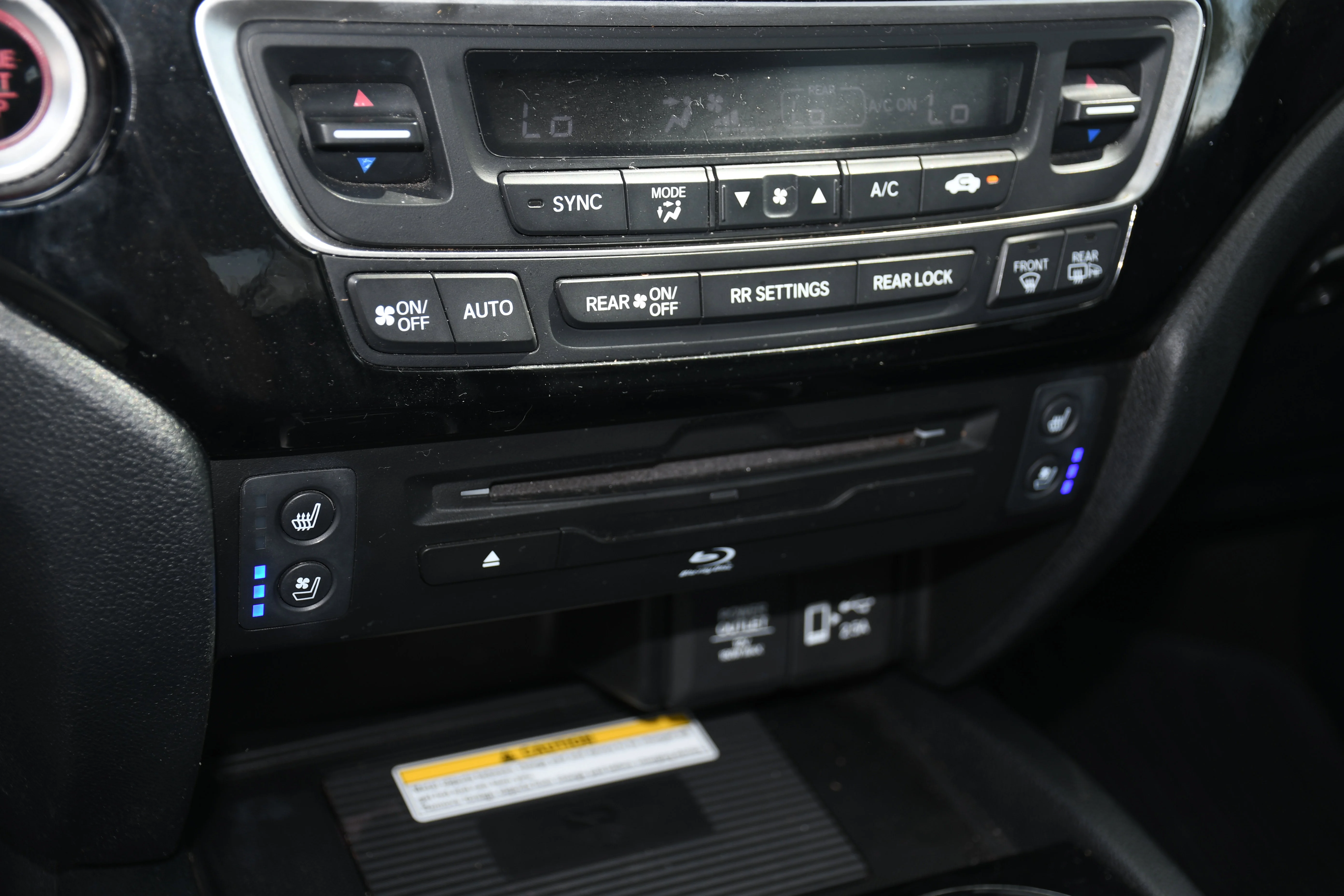 2022 Honda Pilot Elite - Photo 16