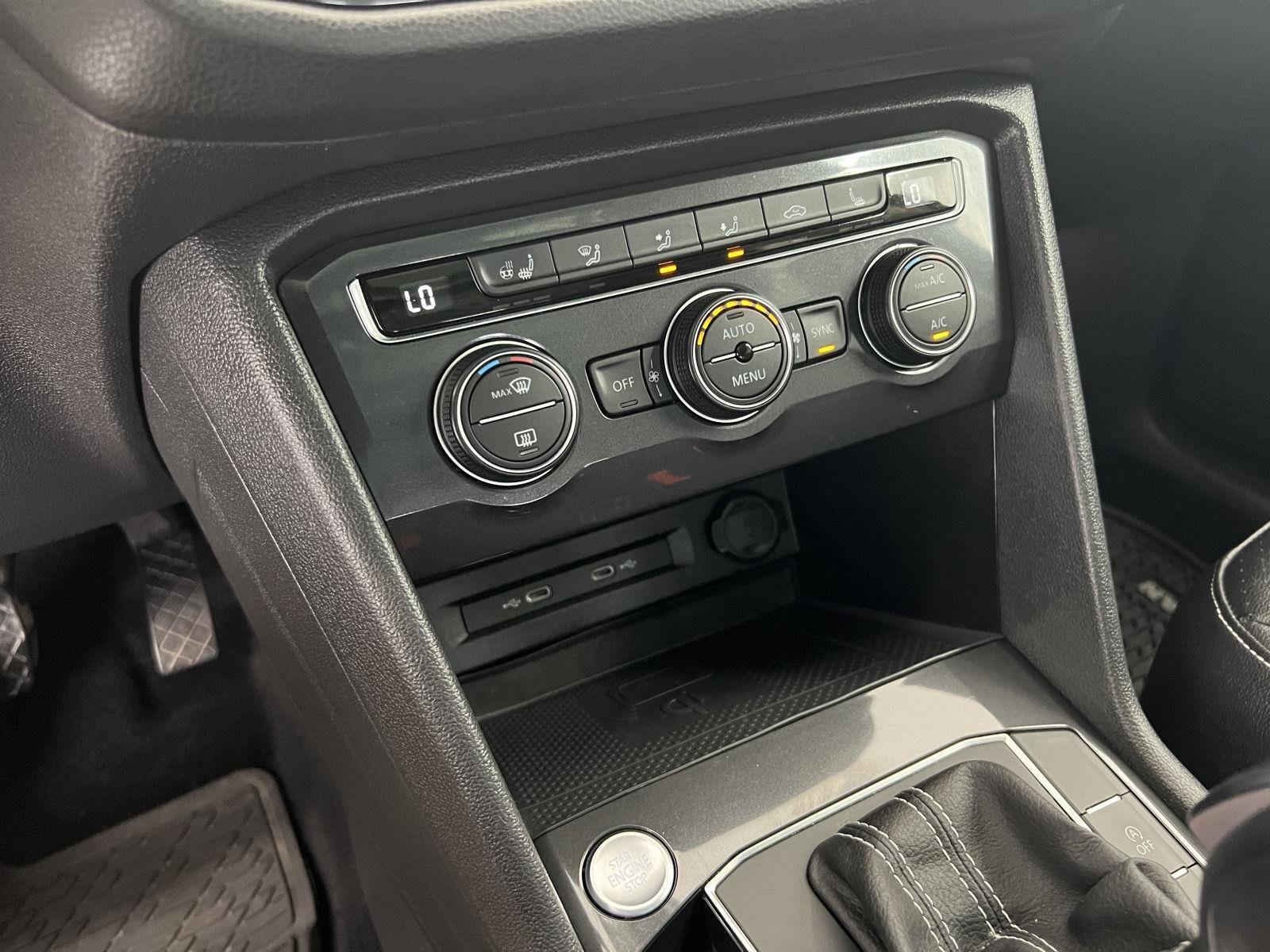2021 Volkswagen Tiguan SEL - Photo 19