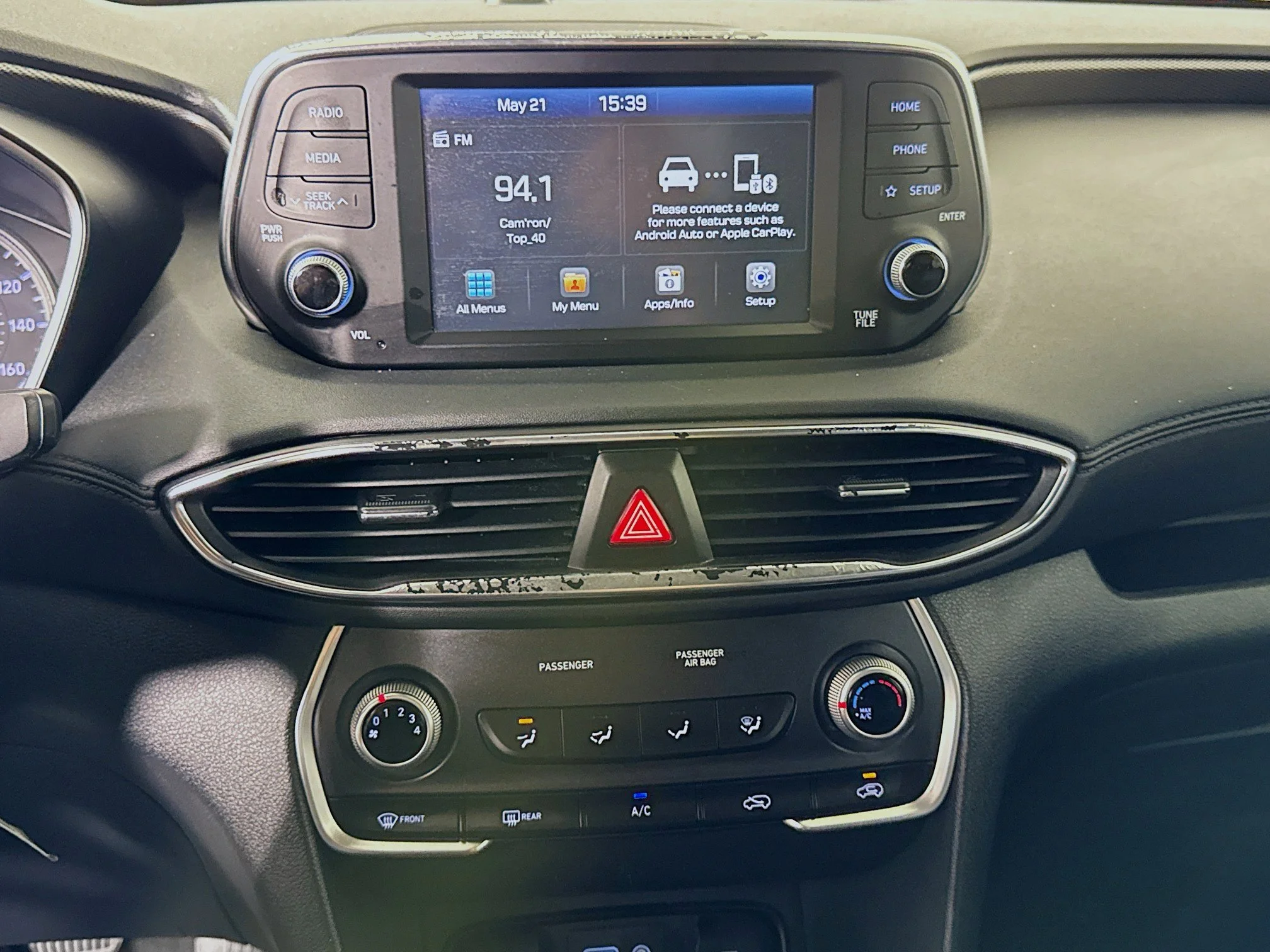 Used 2020 Rainforest Hyundai SE image 14