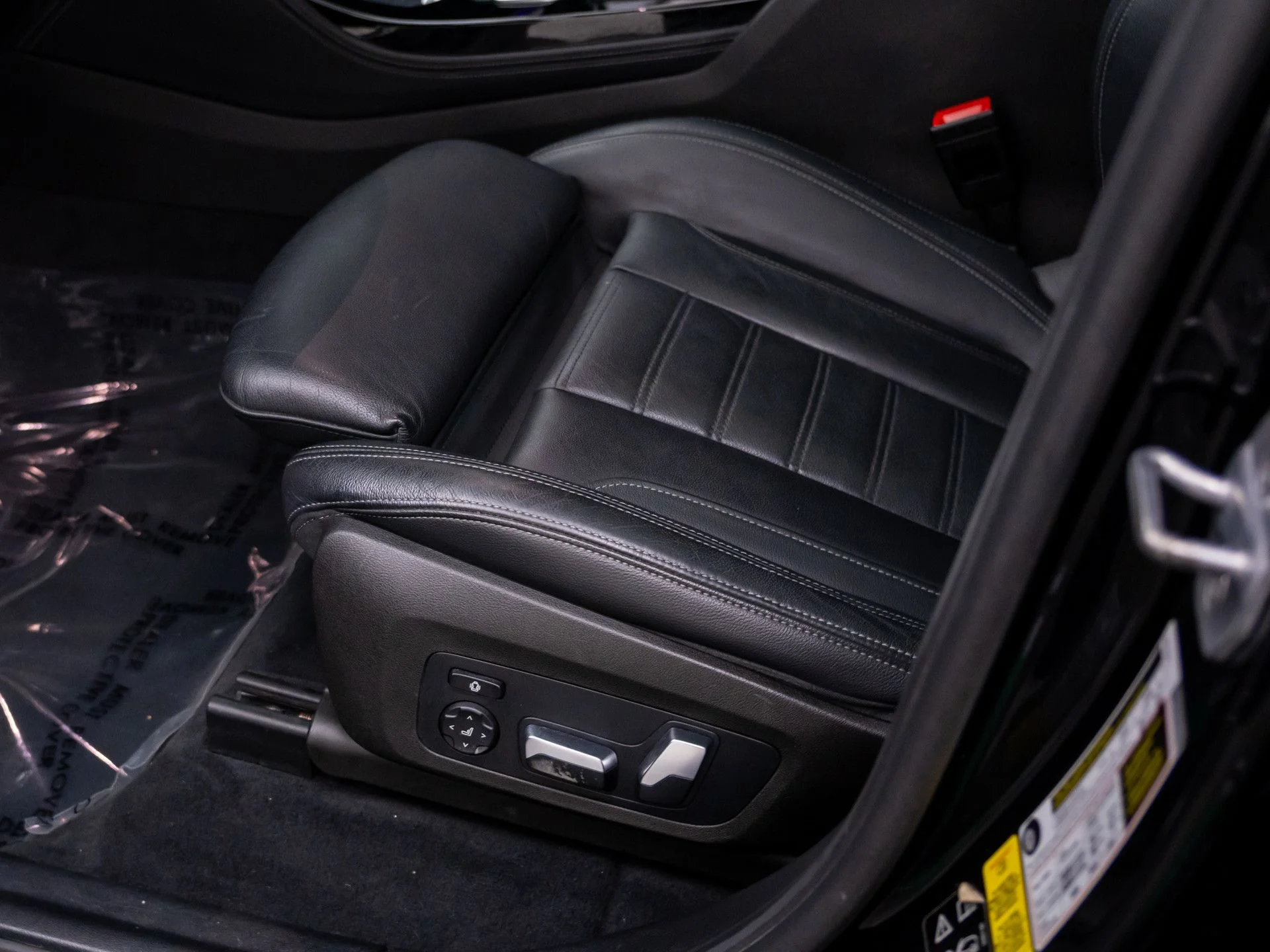 Used 2019 Black BMW xDrive30i image 15