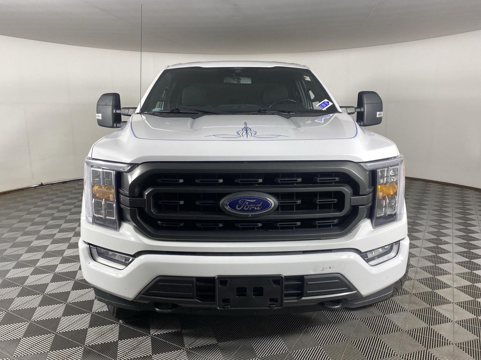 Used 2021 Oxford White Ford XLT image 12