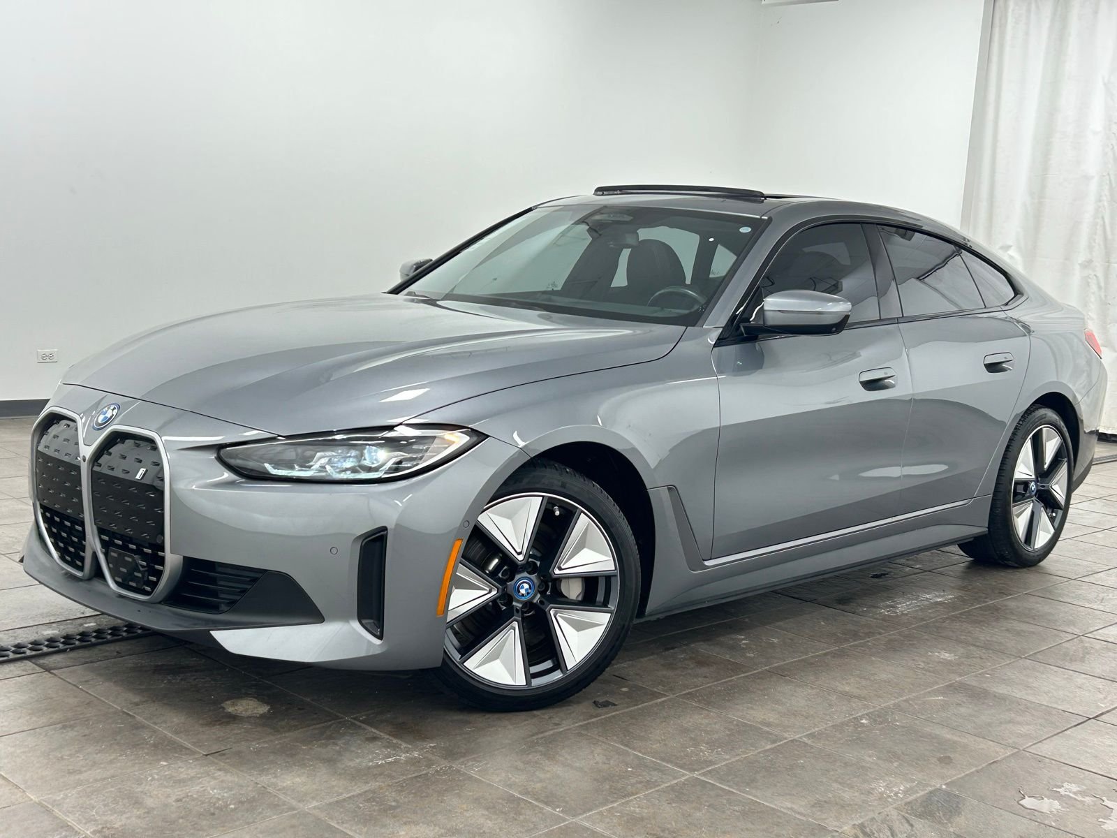 2023 BMW i4