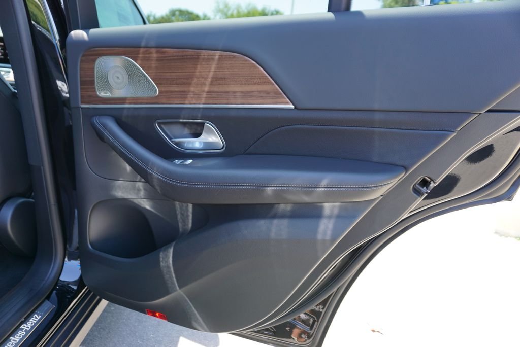 Used 2026 Obsidian Black Metallic Mercedes-Benz GLE 350 image 58