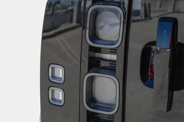 2024 Land Rover Defender V8 - Photo 10