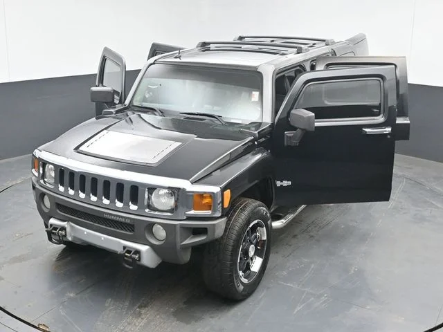 Used 2008 Black Hummer Luxury image 44