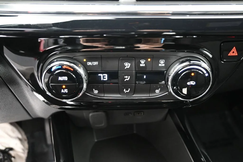 Used 2026 Red Chevrolet 2RS image 28