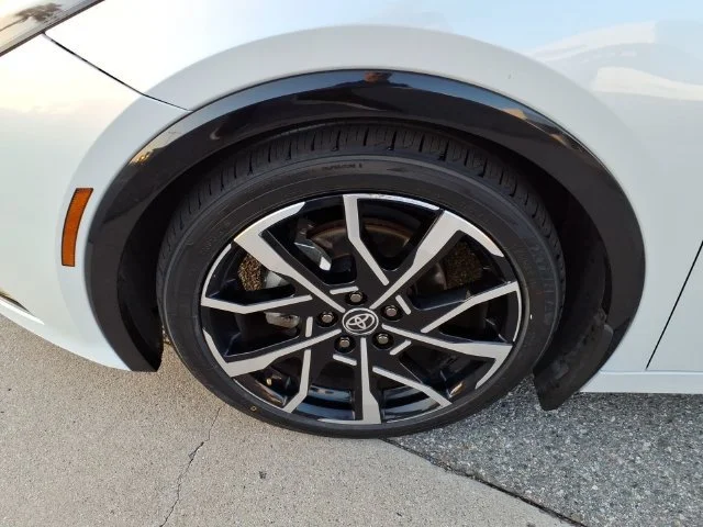 Used 2025 Off-white Toyota XSE image 11