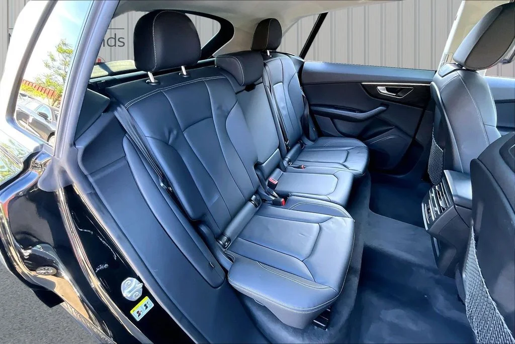 Used 2023 Black Audi 55 Premium image 25