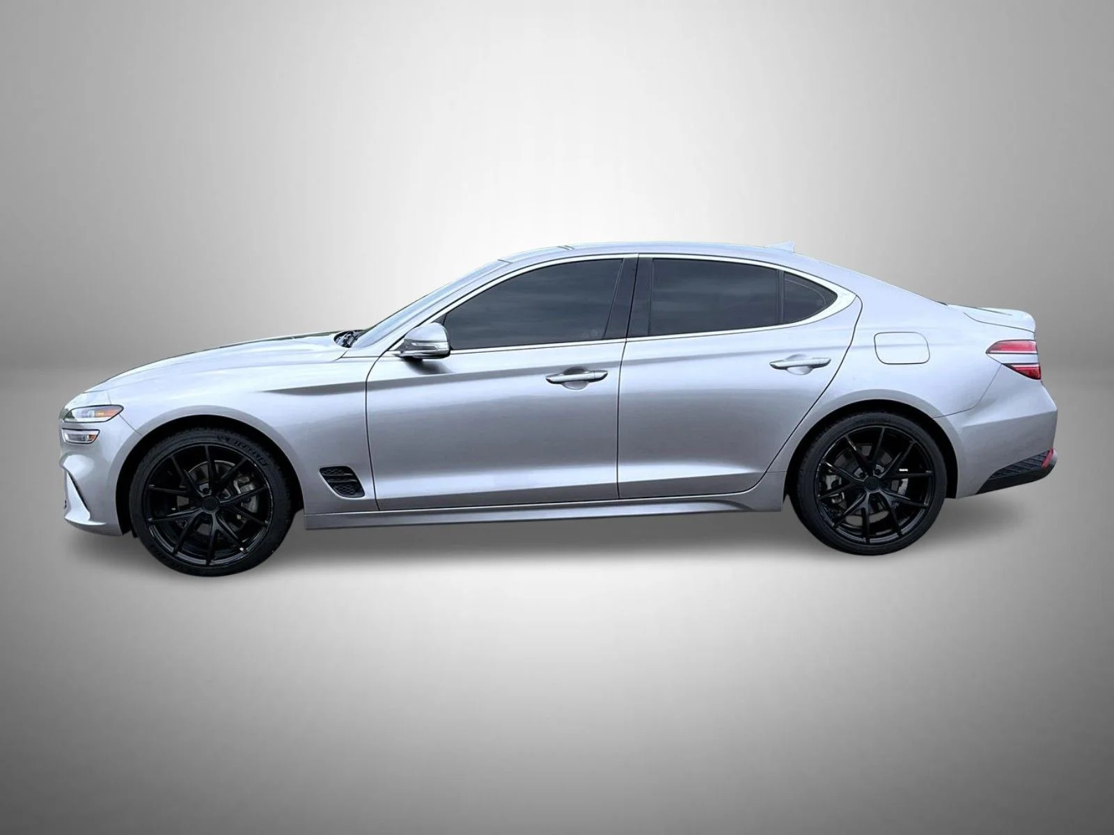 Used 2022 Silver Genesis 2.0T image 8