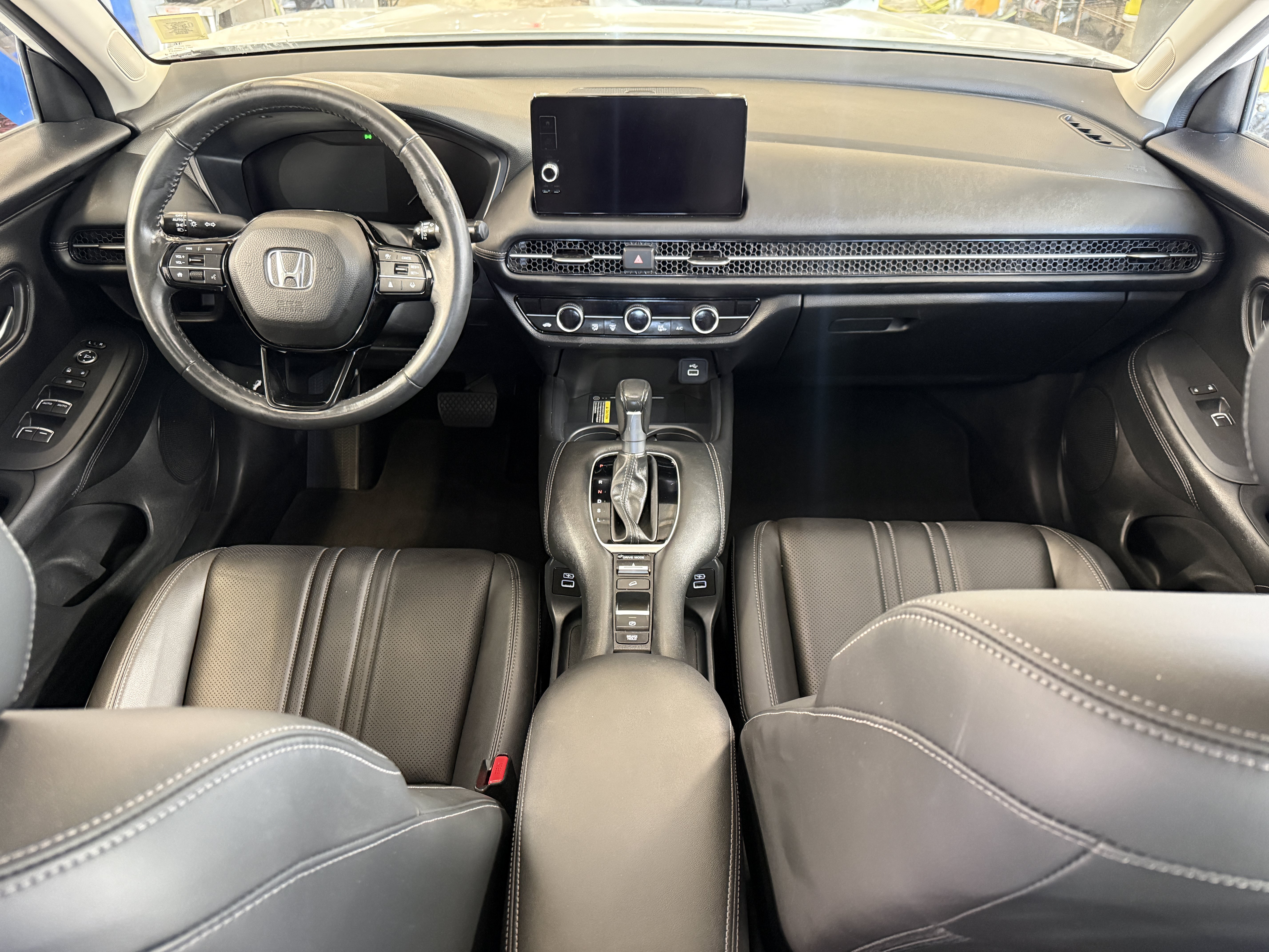 Used 2023 Platinum White Pearl Honda EX-L image 19