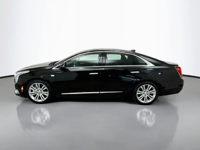 Used 2019 Black Cadillac Luxury image 4