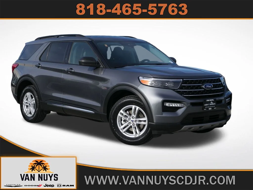 2024 Ford Explorer XLT 4WD's photo