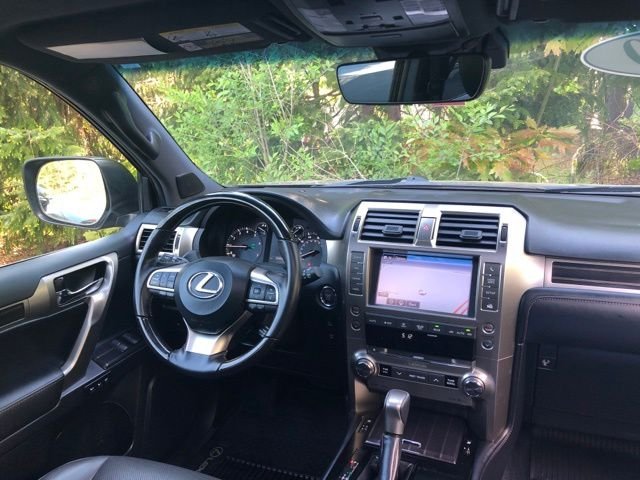 Used 2020 Black Lexus 460 image 13