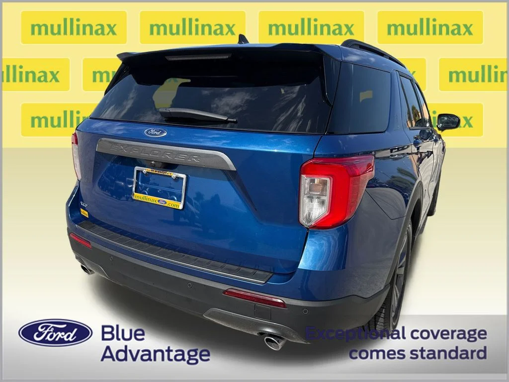 Certified Used 2023 Blue Ford XLT image 4